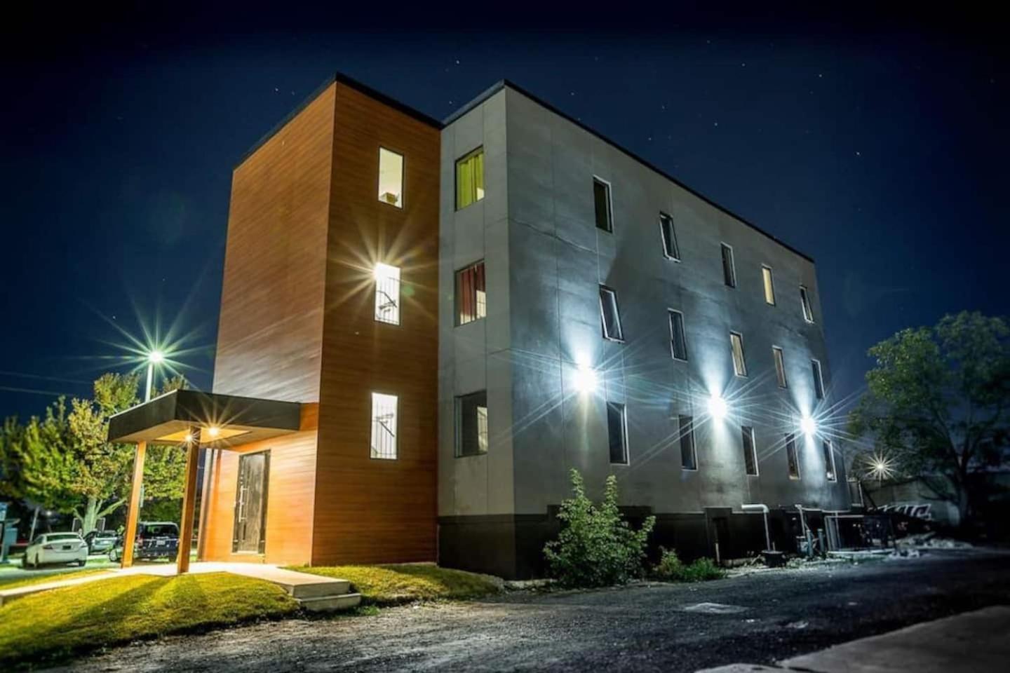 Fallsview Boutique 2Bd 1B Διαμέρισμα Καταρράκτες του Νιαγάρα Εξωτερικό φωτογραφία
